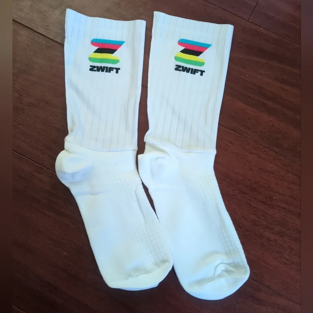 Zwift Aero Cycling White Rainbow Socks EU 37-40 unisex